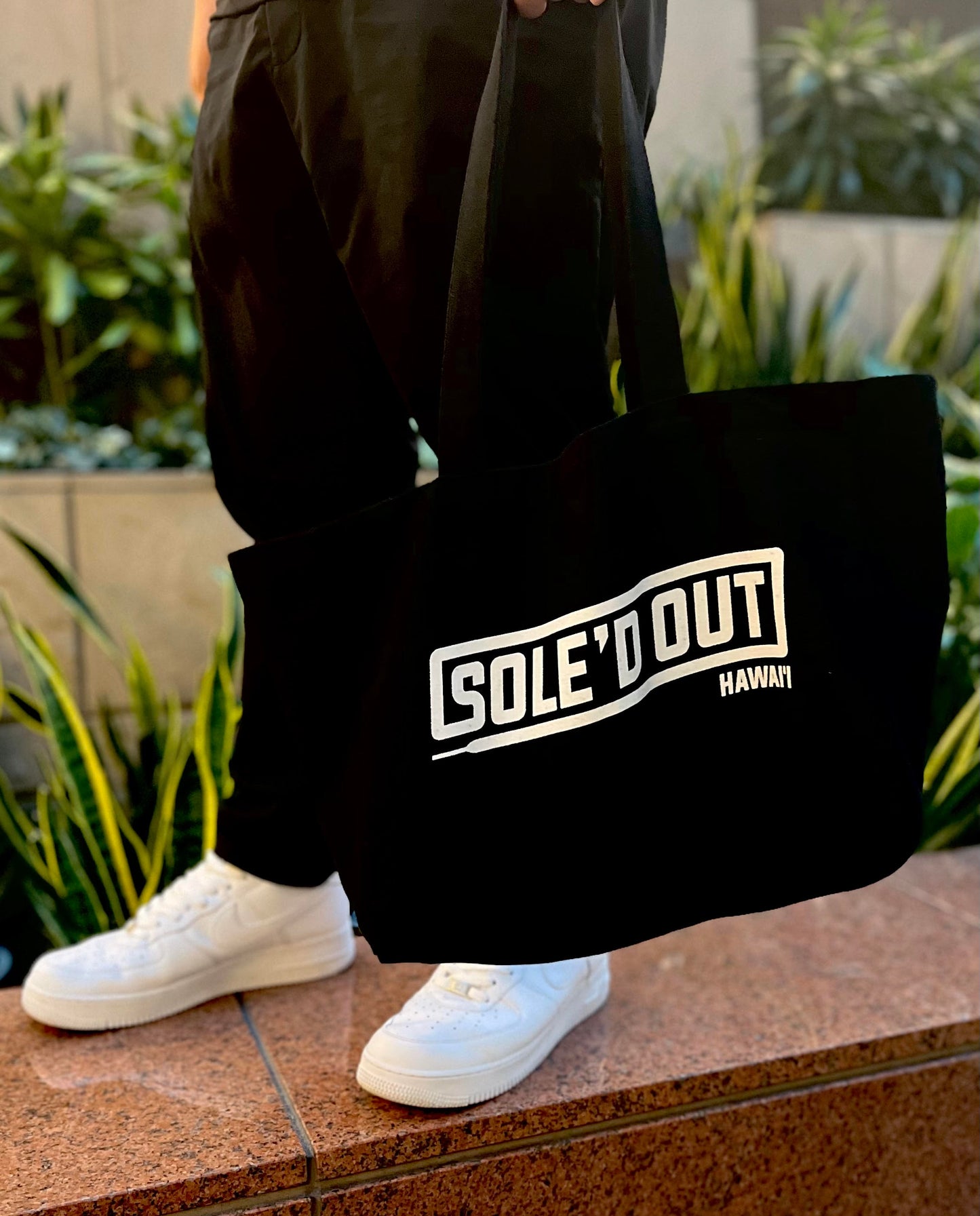 SOH "THE PERFECT SNEAKER TOTE" BAG